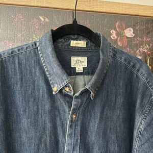 Men’s XL JCrew Denim Button Down